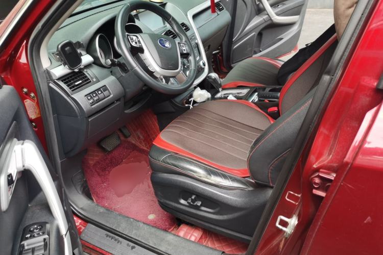 Used Bestune X80 2013 2.0L automatic luxury version
