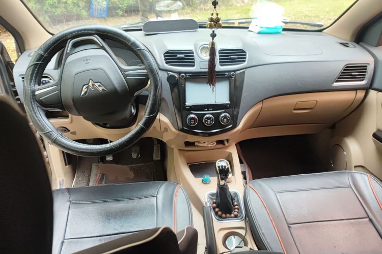 Used Wuling Hongguang 2013 1.5L S Comfort Model
