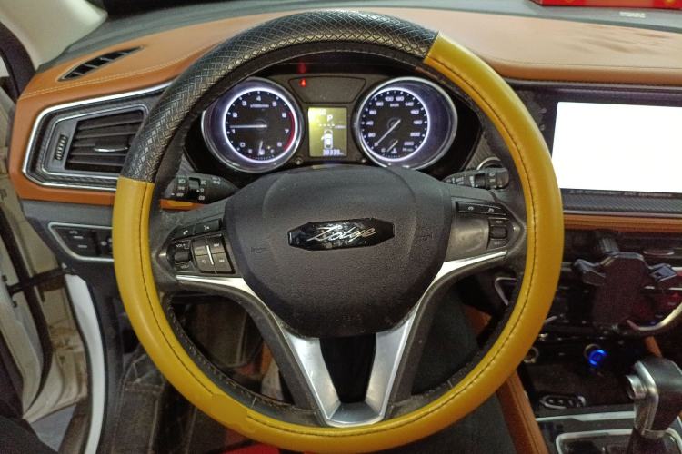 Used Zotye T300 2017 1.5T CVT Luxury Model
