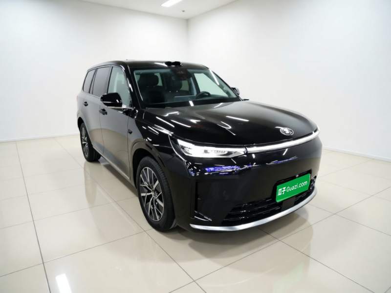 Used GAC Trumpchi S9 2025 Model Qiankun Ultra 6-Seater — 3