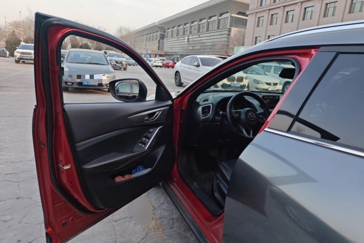 Used Mazda CX-4 2018 2.0L Automatic Two-Wheel Drive Blue Sky Luxury Edition