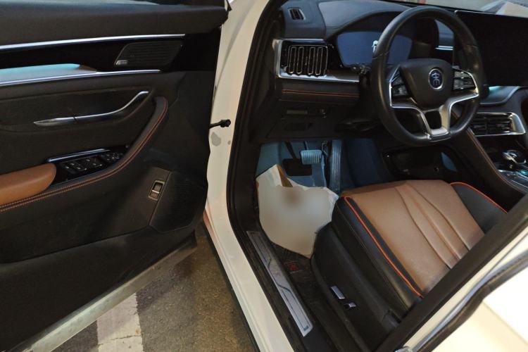 Used BYD Song PLUS New Energy 2021 DM-i 100KM Four-Wheel Drive Flagship PLUS
