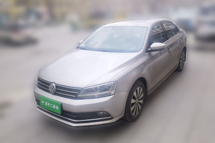 Used Volkswagen Sagitar 2017 1.6L Manual Comfort Model