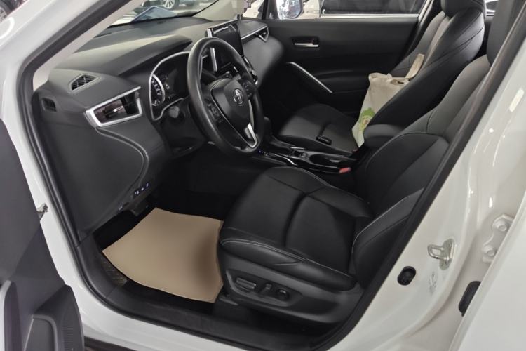 Used Toyota FRONTLANDER 2022 2.0L CVT Luxury PLUS Edition