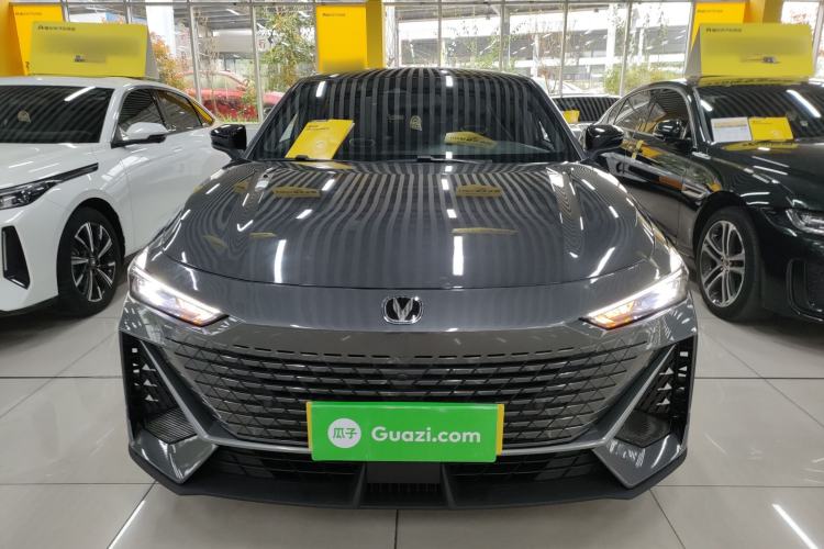 Used CHANGAN UNI-V 2023 1.5T Prestige Model
