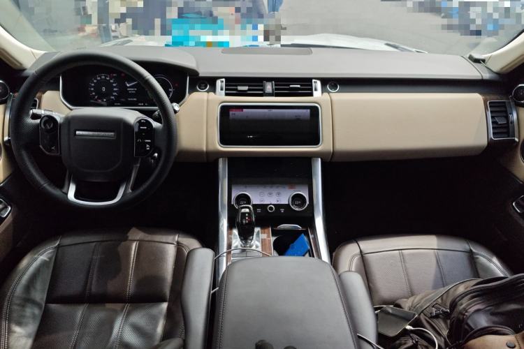 Used Land Rover Range SportNew Energy 2019 P400e HSE Center Console