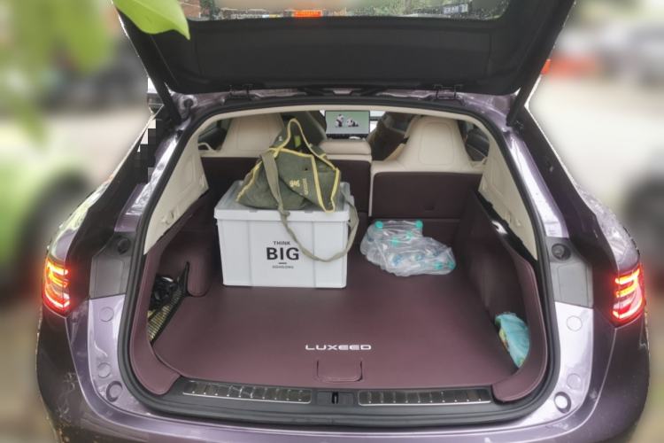 Used Hima Luxeed R7 2024 All-Electric 736 km Ultra Trunk