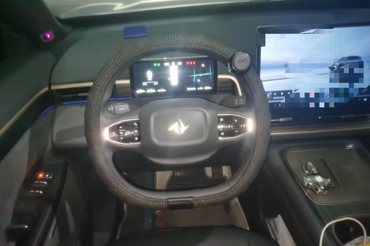 Used Dongfeng eπ eπ008 2024 210Max Range-Extended Version 6 Seats