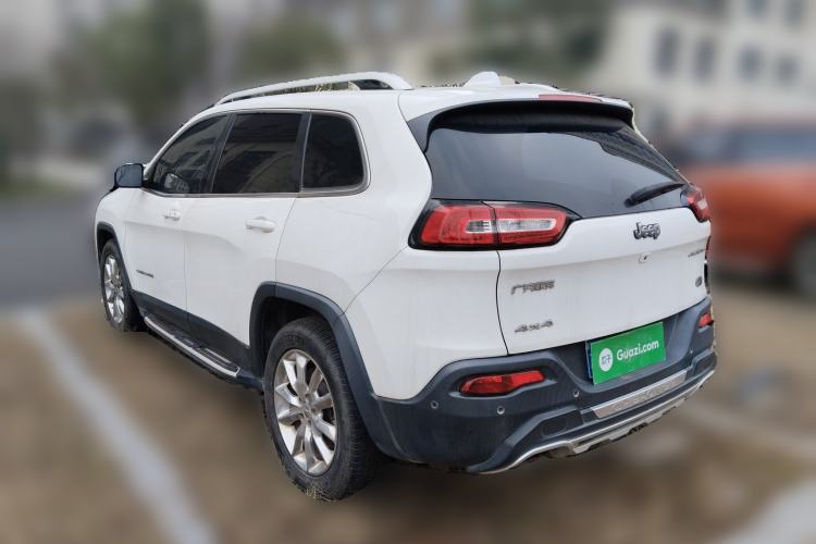 Used Jeep Cherokee 2016 2.4L All-in-One Edition
