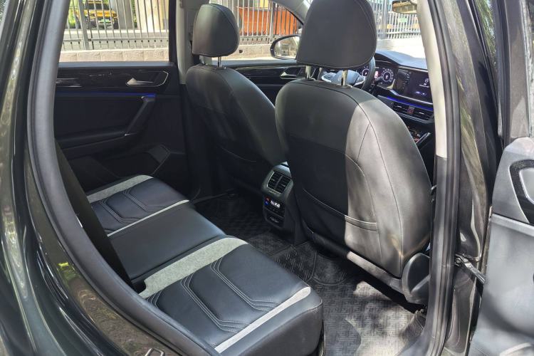 Used Volkswagen Tayron GTE Plug-in Hybrid 2022 1.4T Luxury Edition Interior 7