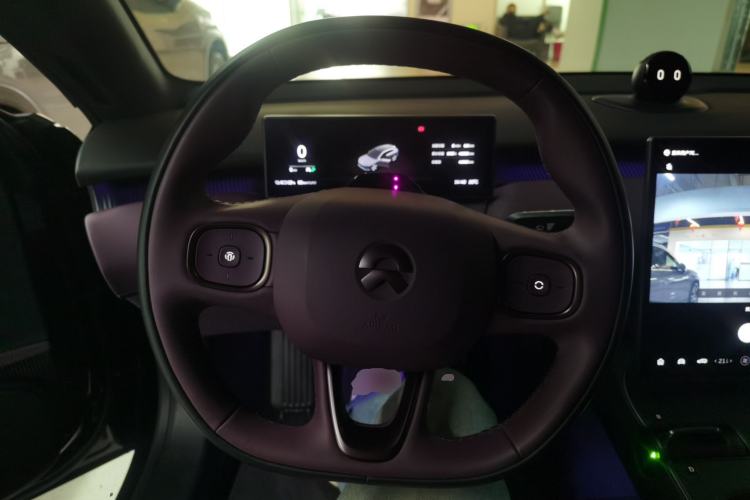 Used Nio ET5T 2023 75 kWh Touring Steering Wheel