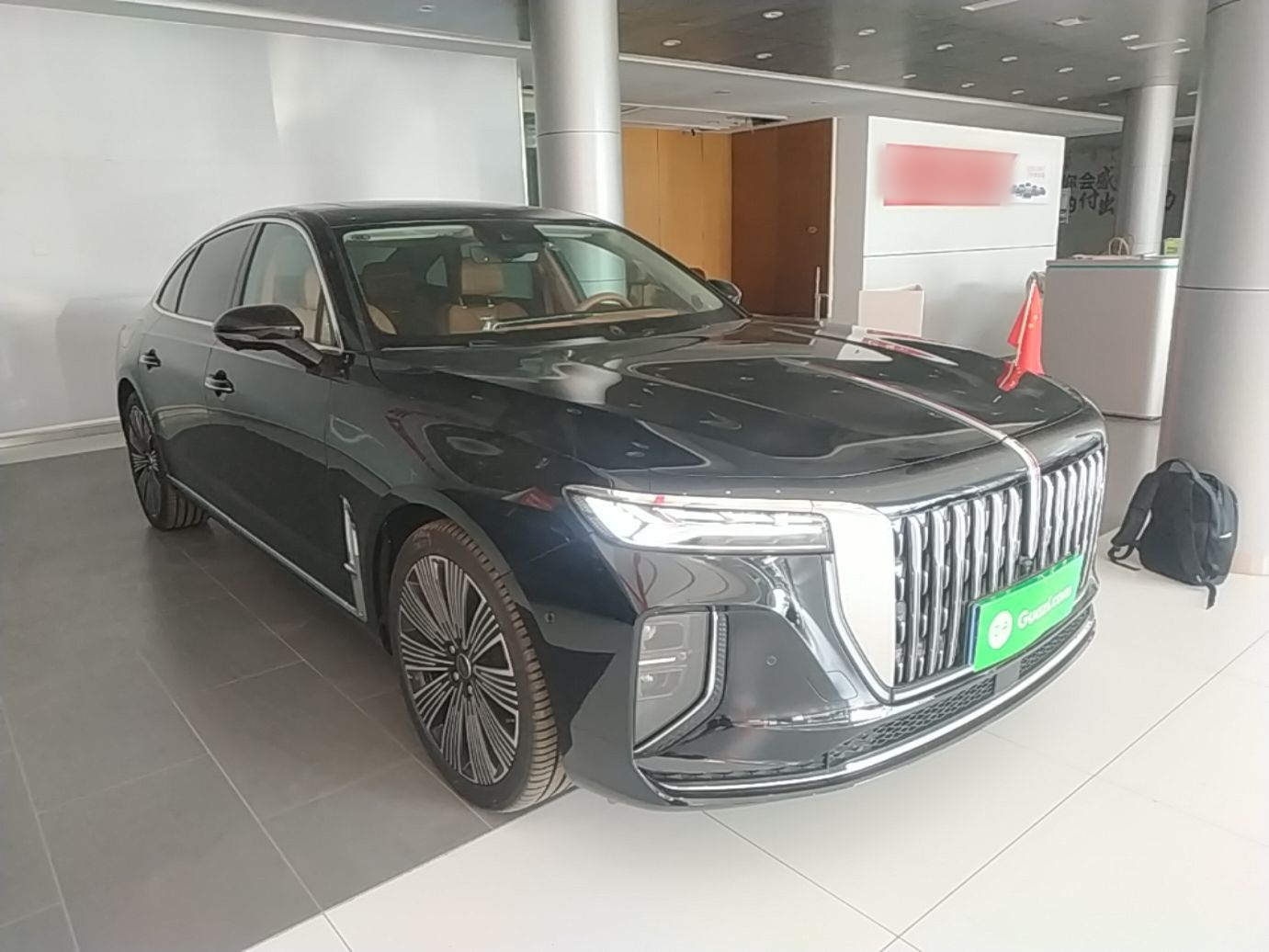 Hongqi H9 2025 2.0T Two-Wheel-Drive Flagship Luxury Business Edition 5 Seats — снимка 12