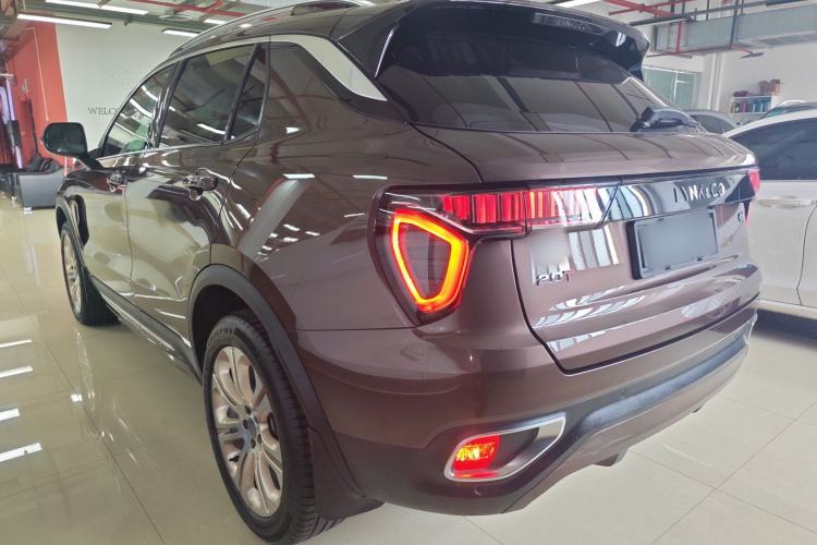 Used Lynk & Co 01 2017 2.0T Two-Wheel Drive Pro Edition Rear Left 45 Deg