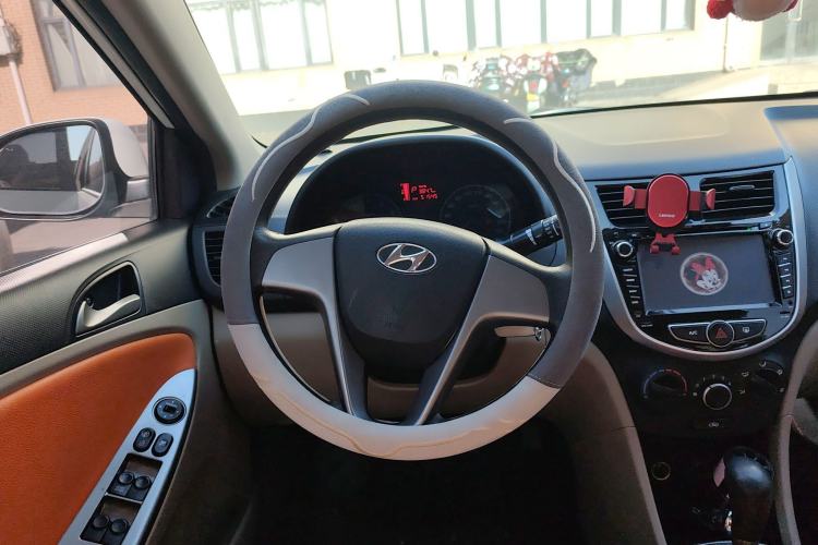 Used Hyundai Verna (older generation) 2014 1.4L Automatic Smart GLS
