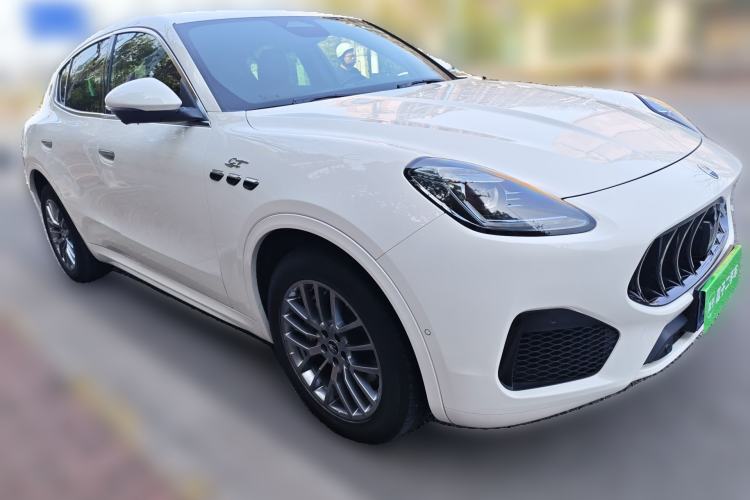 Used Maserati Grecale 2023 2.0T GT Front Right 45 Deg