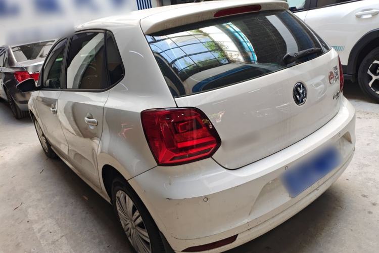 Used Volkswagen Polo 2016 1.6L Automatic Comfort Model
