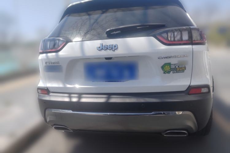 Used Jeep Cherokee 2020 2.0T Two-Wheel Drive Leading Edition Rear