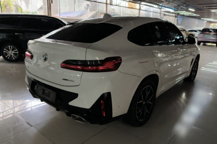 Used BMW X4 2022 xDrive 25i M Sport Package Exterior 4