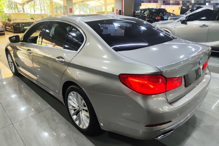 Used BMW 5 Series 2019 Facelifted 530Li Leading Edition Luxury Package
