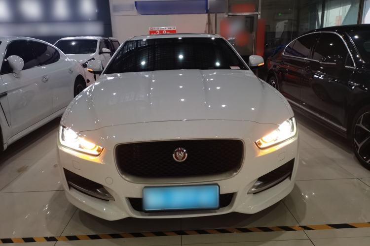 Used Jaguar XE 2017 2.0T 200 PS R-Sport
