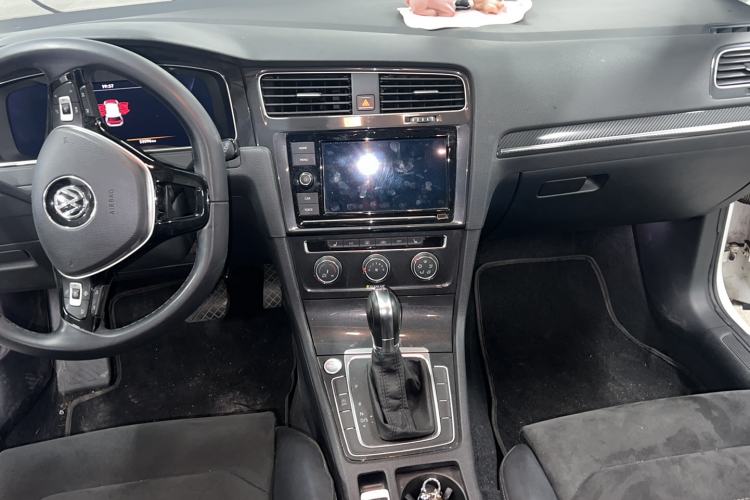 Used Volkswagen Golf 2019 280TSI DSG Luxury Version China VI Standard Exterior 13