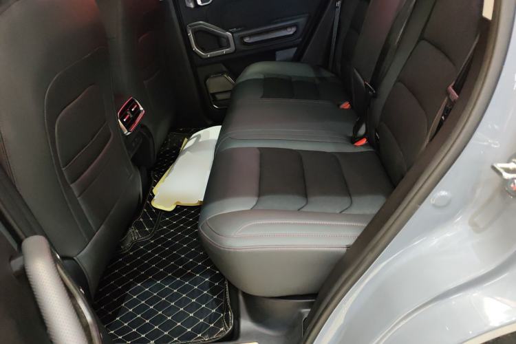 Used JETOUR Traveler 2023 2.0T All-Wheel-Drive CrossPRO
