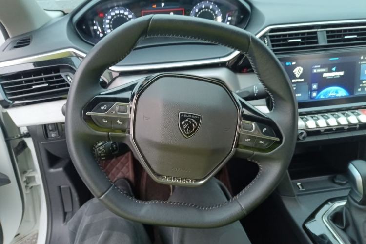 Used Peugeot 408 2022 1.6T Light-Chasing Edition
