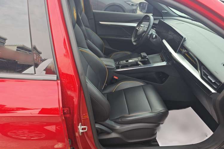 Used MG 5 Scorpio 2022 1.5T Trophy Sport Luxurious Edition