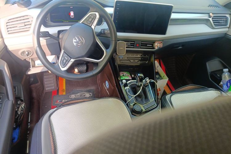 Used Volkswagen Tayron 2023 380TSI Four-Wheel Drive R-Line High-Energy Version Center Console