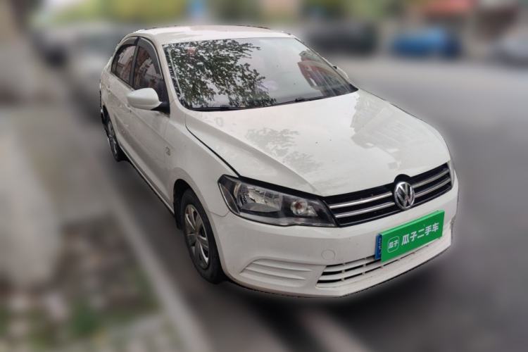 Used Volkswagen Jetta 2015 Zhuihui Edition 1.4L Manual Fashion Model Front Right 45 Deg