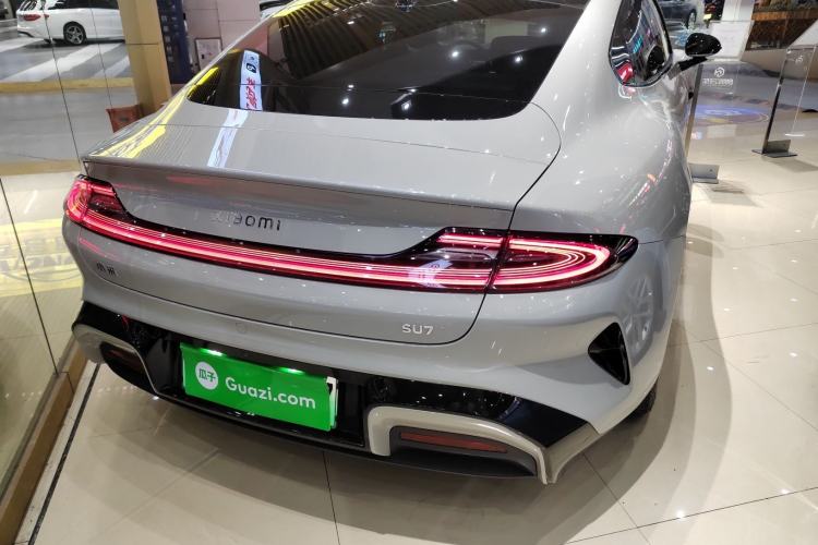 Used Xiaomi Auto SU7 2024 Rear-Drive Ultra-Long Range Advanced Pro-Level Intelligent Driving Version
