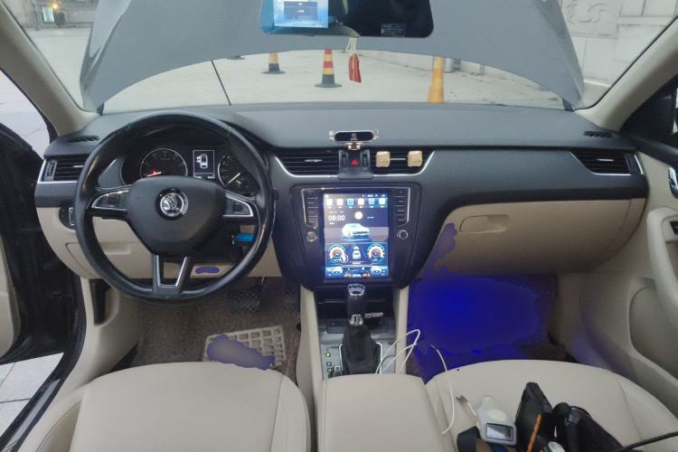 Used Skoda Octavia 2017 1.6L Automatic Smart Drive Edition
