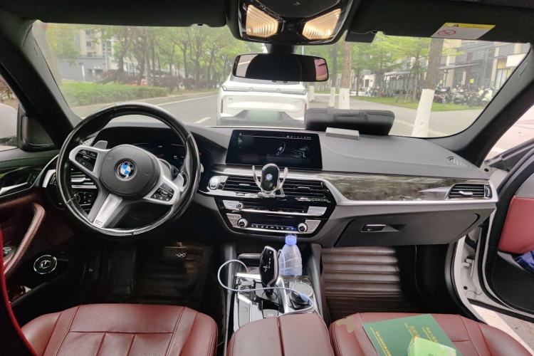 Used BMW 5 Series 2020 530Li Luxury Edition M Sport Package Center Console