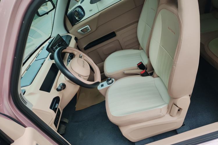 Used Geely Galaxy Panda 2024 Panda Mini 200km Endurance Bear Left Front Seat