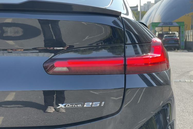 Used BMW X4 2022 xDrive 25i M Sport Package