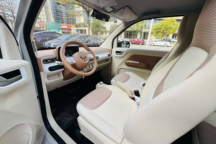 Used Wuling Hongguang MINIEV 2024 3rd Generation 215km Youth Edition