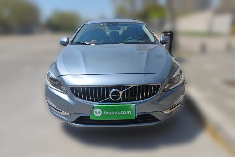 Used Volvo S60 2018 S60L T3 Smart Progress Edition

