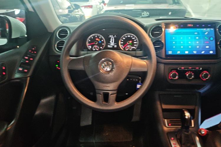 Used Volkswagen Tiguan 2015 1.8TSI Automatic Two-Wheel Drive Trend Edition
