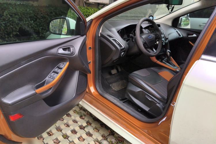 Used Ford Focus 2017 Hatchback EcoBoost 180 Automatic Sport Model Driver Seat