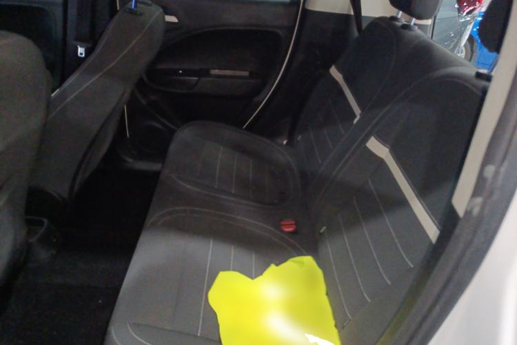 Used ORA White Cat 2022 Upgraded Model 305km Range Luxury Version Lithium-Ion Battery
