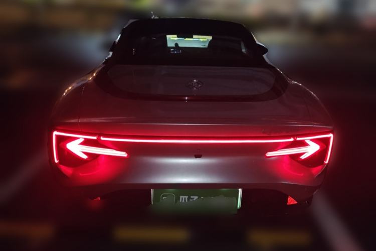 Used MG Cyberster 2024 501km Charming & Heartwarming Edition