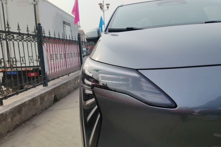 Used AION Y 2023 Plus 510 Smart Edition