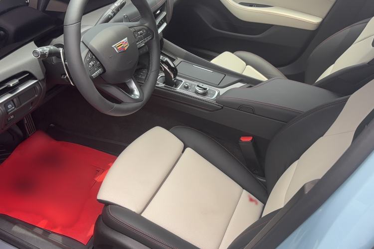Used Cadillac CT5 2025 28T Track Performance Edition + Peak Track Optional Package
