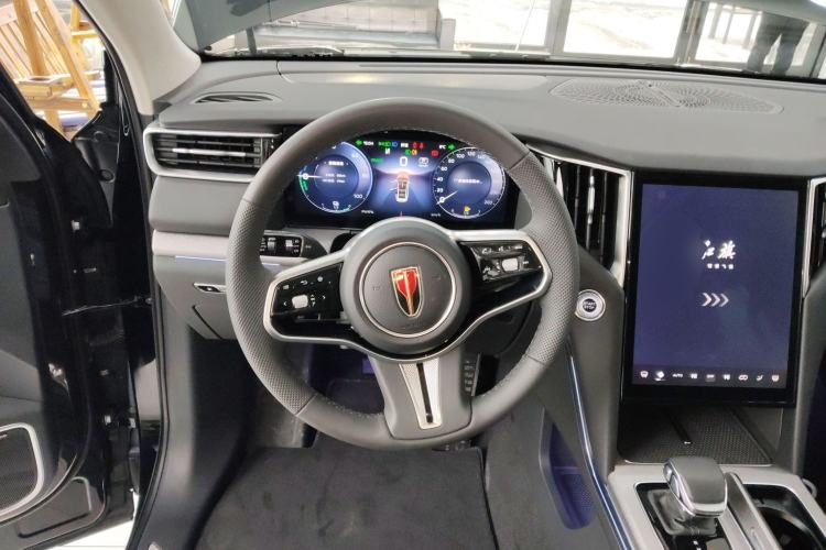 Used Hongqi HS7 PHEV 2025 Model 2.0T PHEV Four-Wheel Drive 2 Millionth Anniversary Edition—7 Seats
