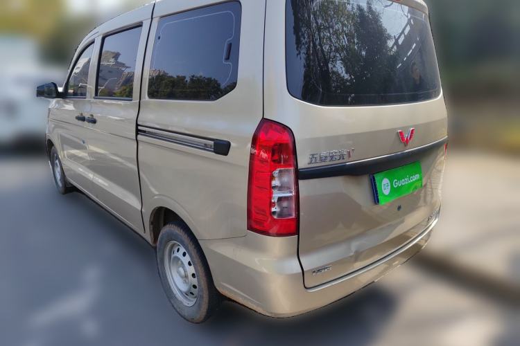 Used Wuling Hongguang V 2022 1.5L Jingqu Version Hydraulic Power Steering LAR