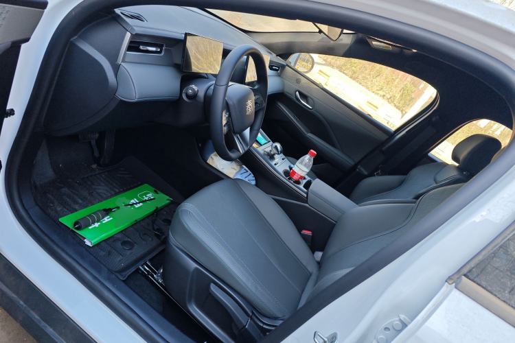 Used BYD Qin PLUS 2025 DM-i Smart Drive 55KM Leading Model