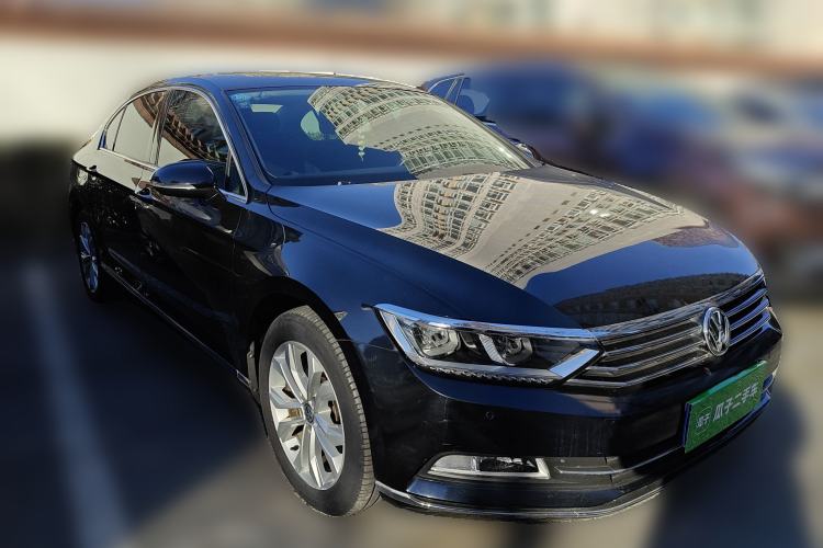 Used Volkswagen Magotan 2017 330TSI DSG Luxury Model
