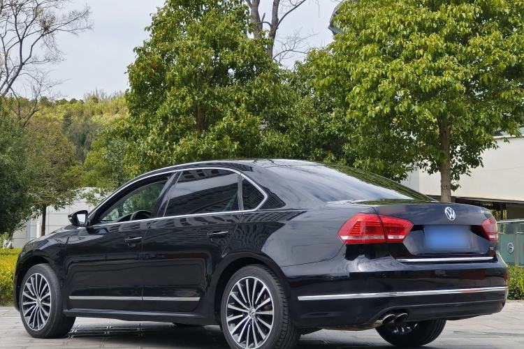 Used Volkswagen Passat 2013 2.0 TSI DSG Ultimate Edition