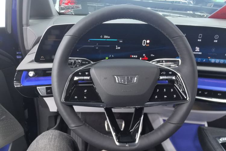 Used Cadillac OPTIQ 2024 Standard Range Version