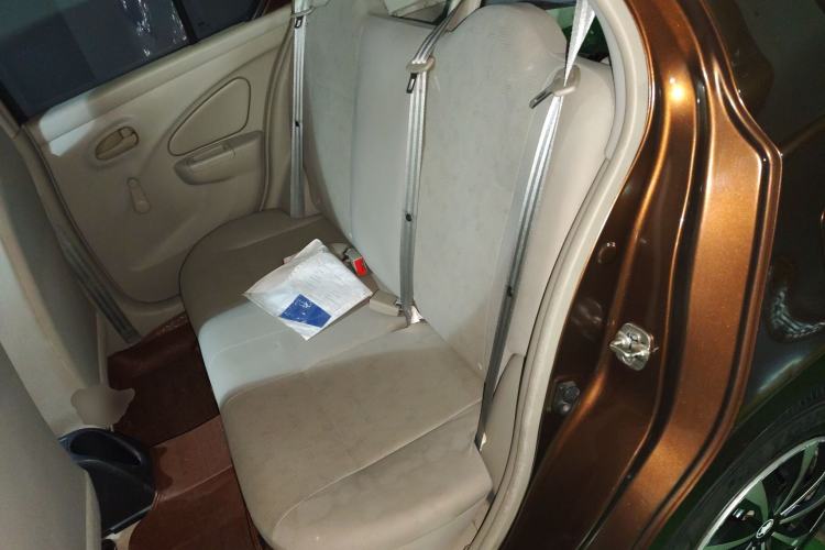 Used Venucia R30 2014 1.2L Manual Comfort Edition
